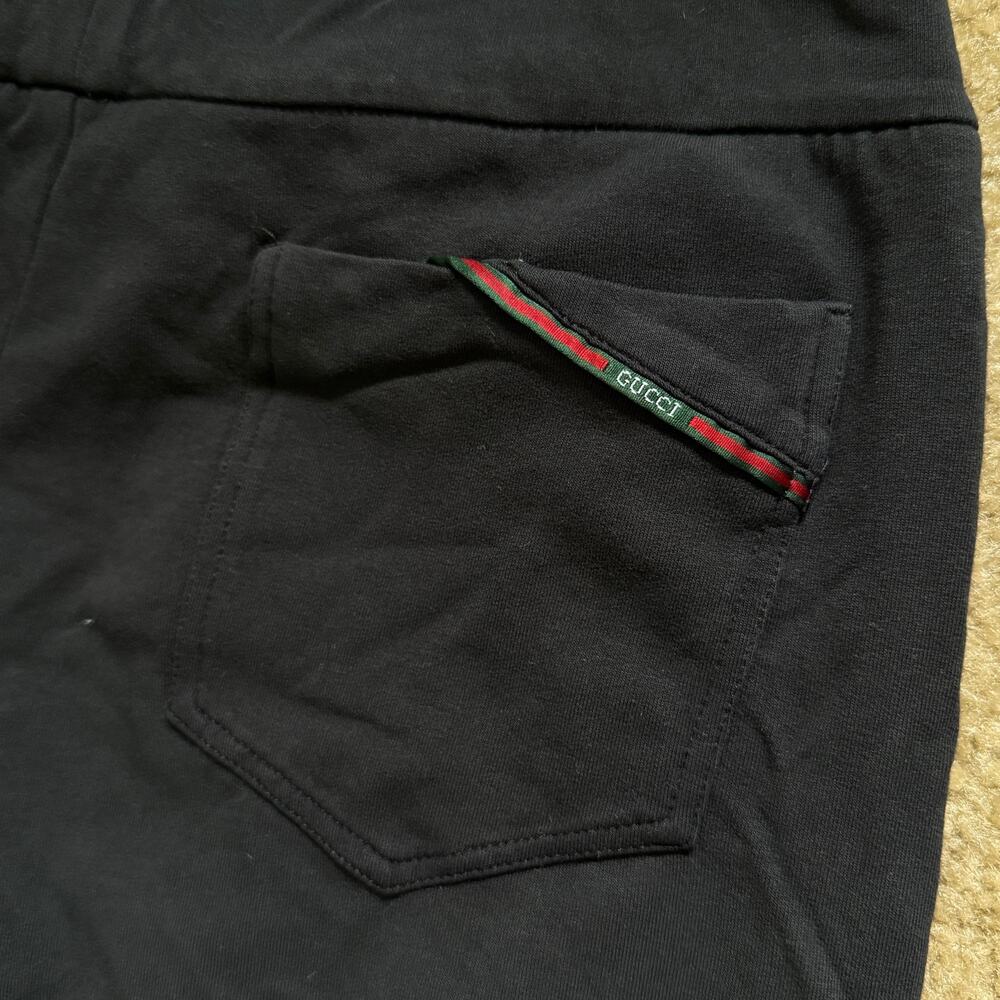 gucci black jogger sweatpants w/ zipper pockets & back logo trim - Picture 3 of 5